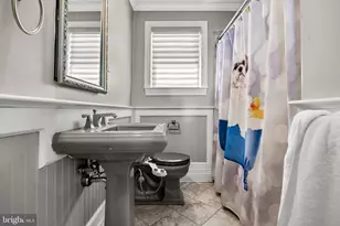 136 Paradise Dr, Voorhees, NJ 08043 - Photo 20