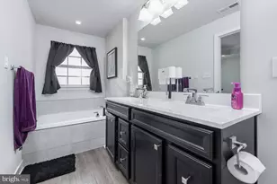 246 Freedom Wy, Sicklerville, NJ 08081 - Photo 16