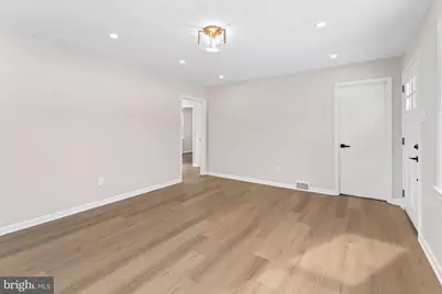 535 Main Street, Gloucester Township, NJ 08029 - Photo 6