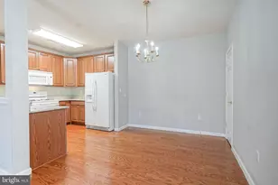 226 Breeders Cup Dr, Cherry Hill, NJ 08002 - Photo 6