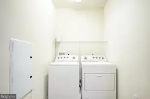 226 Breeders Cup Dr, Cherry Hill, NJ 08002 - Photo 28