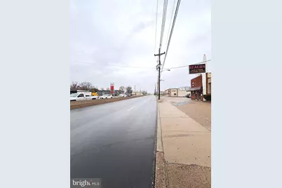 6712 S Crescent Boulevard N, Pennsauken, NJ 08110 - Photo 4