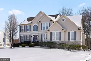 10 Laurel Wood Ct, Laurel Springs, NJ 08021 - Photo 1