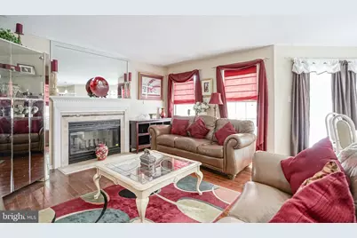 121 Europa Boulevard, Cherry Hill, NJ 08003 - Photo 12