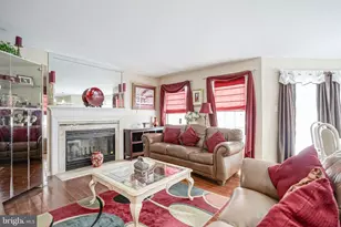 121 Europa Blvd, Cherry Hill, NJ 08003 - Photo 12