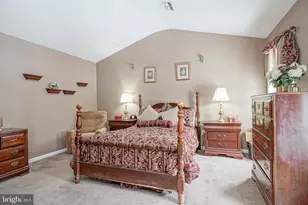 121 Europa Blvd, Cherry Hill, NJ 08003 - Photo 18