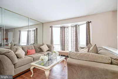 121 Europa Boulevard, Cherry Hill, NJ 08003 - Photo 4