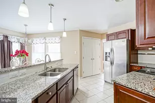 121 Europa Blvd, Cherry Hill, NJ 08003 - Photo 10