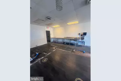 211 W Clinton Avenue, Oaklyn, NJ 08107 - Photo 6