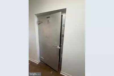 211 W Clinton Avenue, Oaklyn, NJ 08107 - Photo 14