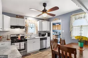 409 10th Ave, Lindenwold, NJ 08021 - Photo 12