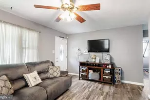 409 10th Ave, Lindenwold, NJ 08021 - Photo 8