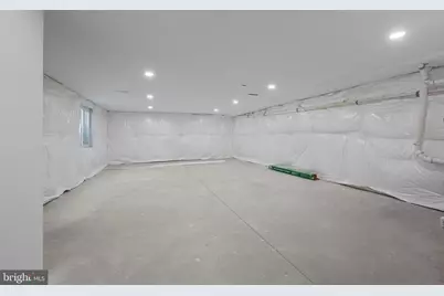 492 Ellis Avenue, Lawnside, NJ 08045 - Photo 30