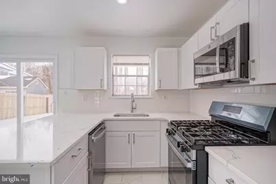 189 Crossings Way, Lindenwold, NJ 08021 - Photo 8