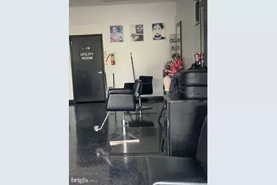 100 Black Horse, Mount Ephraim, NJ 08059 - Photo 6