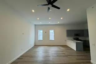 322 Vine St, Camden, NJ 08102 - Photo 2