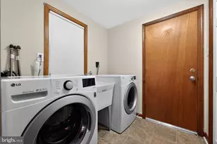 2569 Hadley Dr, Pennsauken, NJ 08109 - Photo 16