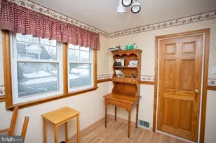 406 Walnut Ave, Laurel Springs, NJ 08021 - Photo 4