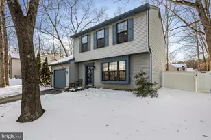 108 Forbes Dr, Waterford Township, NJ 08004 - Photo 2