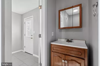 738 Division Street, Gloucester City, NJ 08030 - Photo 16