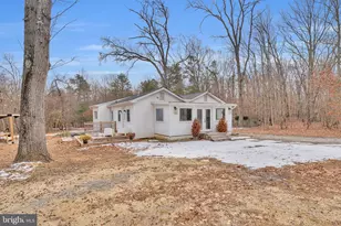 572 Zoe Rd, Sicklerville, NJ 08081 - Photo 1