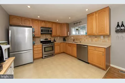 3005 Garfield Avenue, Cherry Hill, NJ 08002 - Photo 12