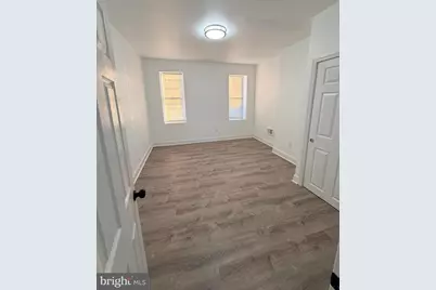 907 Douglass Street, Camden, NJ 08103 - Photo 8