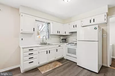 304 Spruce Avenue, Lindenwold, NJ 08021 - Photo 10