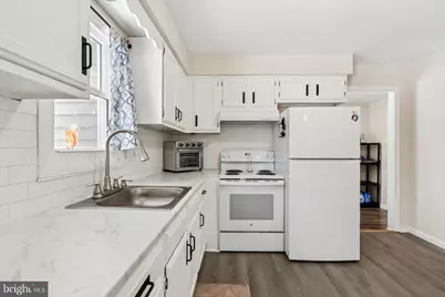 304 Spruce Avenue, Lindenwold, NJ 08021 - Photo 8