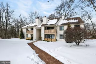 306 The Woods, Cherry Hill, NJ 08003 - Photo 2