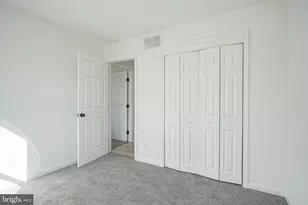 402 Holly Dr, Waterford Township, NJ 08004 - Photo 16