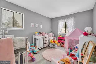 17 Franklin Ave, Berlin, NJ 08009 - Photo 12