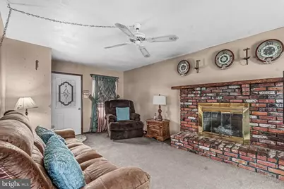 2 Latham Way, Sicklerville, NJ 08081 - Photo 4
