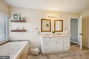 9 Chatham Dr, Voorhees, NJ 08043 - Photo 38