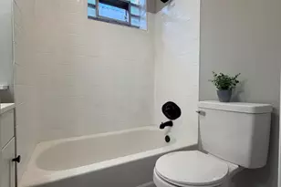 425 Viola St, Camden, NJ 08104 - Photo 10