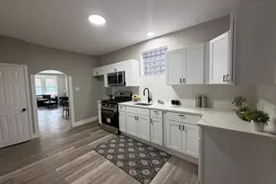 425 Viola St, Camden, NJ 08104 - Photo 8