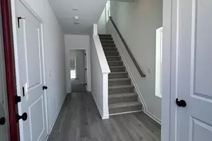 59 Basswood St, Berlin, NJ 08009 - Photo 2