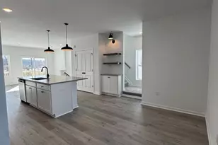 59 Basswood St, Berlin, NJ 08009 - Photo 4