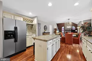 19 Downing Ln, Voorhees, NJ 08043 - Photo 6