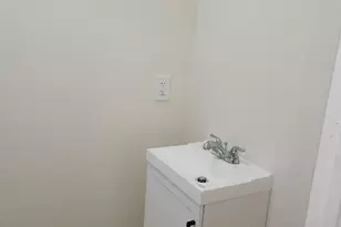 829 York St, Camden, NJ 08102 - Photo 18