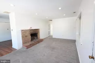 8A Fanelli Ln, Gloucester Township, NJ 08012 - Photo 4