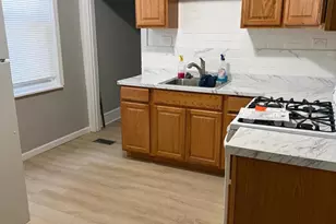 317 York St, Camden, NJ 08102 - Photo 4