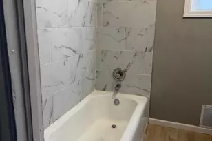 317 York St, Camden, NJ 08102 - Photo 10