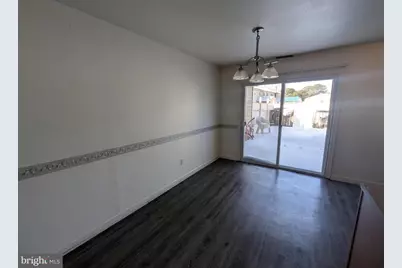 136 Colonial Square Drive, Lindenwold, NJ 08021 - Photo 6