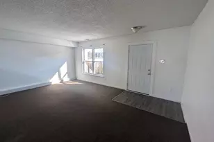 136 Colonial Square Dr, Lindenwold, NJ 08021 - Photo 4