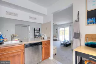 202 Wimbledon Way, Gloucester Township, NJ 08012 - Photo 18