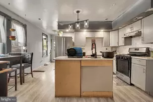 2282 Cove Rd, Pennsauken, NJ 08110 - Photo 2