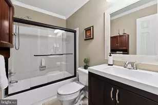 184 Peregrine Dr, Voorhees, NJ 08043 - Photo 24