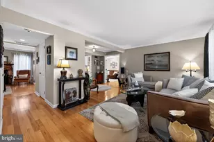 184 Peregrine Dr, Voorhees, NJ 08043 - Photo 2