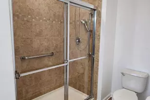 245 Breeders Cup Dr, Cherry Hill, NJ 08002 - Photo 18